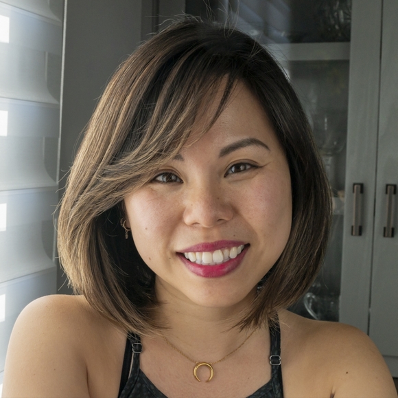 Hi, I'm Eileen - Picture 1 of 2